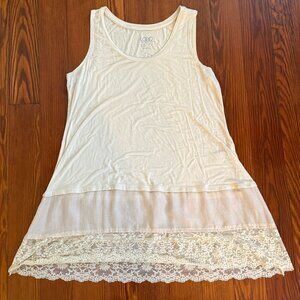 LOGO Lori Goldstein Medium Petite LACE bottom tunic top cream sleeveless rayon